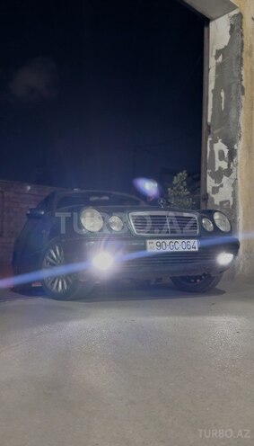 Mercedes E 230 1997, 252,000 km - 2.3 л - Bakı