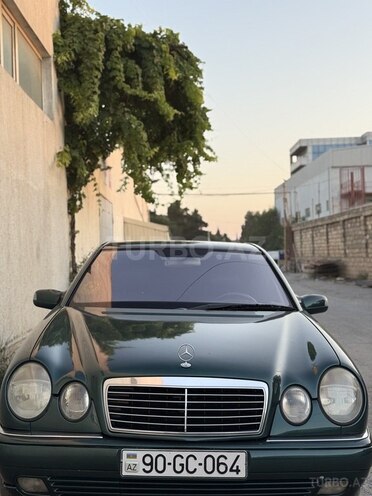 Mercedes E 230 1997, 252,000 km - 2.3 л - Bakı