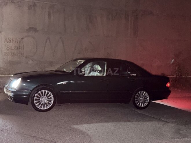Mercedes E 230 1997, 252,000 km - 2.3 л - Bakı
