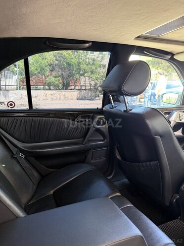 Mercedes E 230 1997, 252,000 km - 2.3 л - Bakı