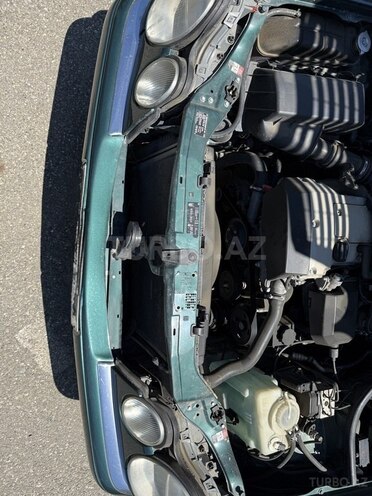 Mercedes E 230 1997, 252,000 km - 2.3 л - Bakı