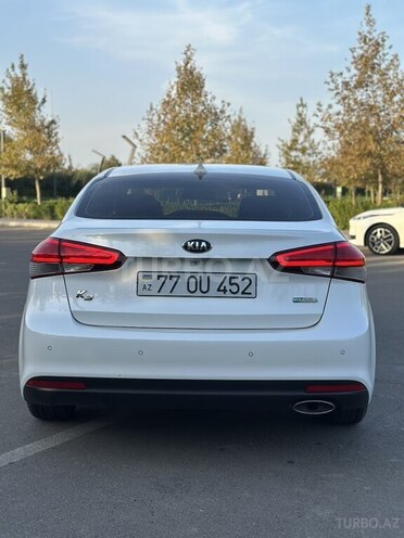 Kia K3 2017, 235,000 km - 1.6 l - Salyan
