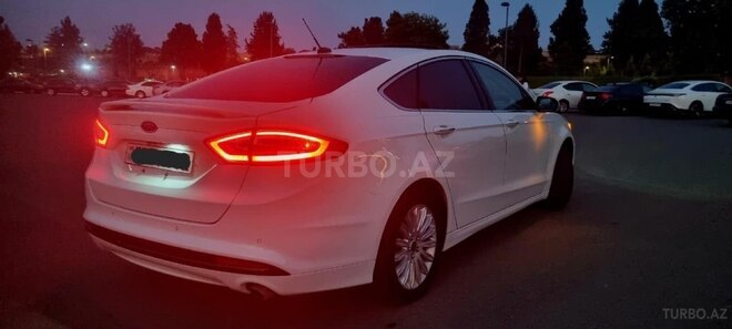 Ford Fusion (North America) 2015, 234,836 km - 2.0 l - Gəncə