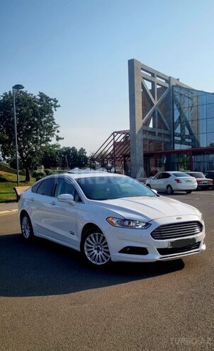 Ford Fusion (North America) 2015, 234,836 km - 2.0 l - Gəncə