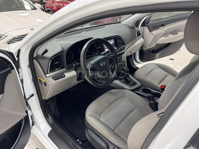 Hyundai Elantra 2017, 217,000 km - 2.0 l - Bakı