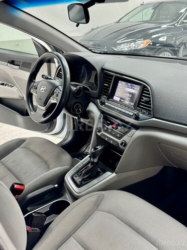 Hyundai Elantra 2017, 217,000 km - 2.0 l - Bakı