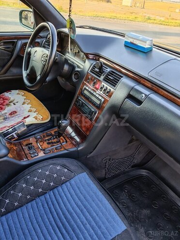 Mercedes E 240 2000, 230,000 km - 2.4 l - Dəliməmmədli