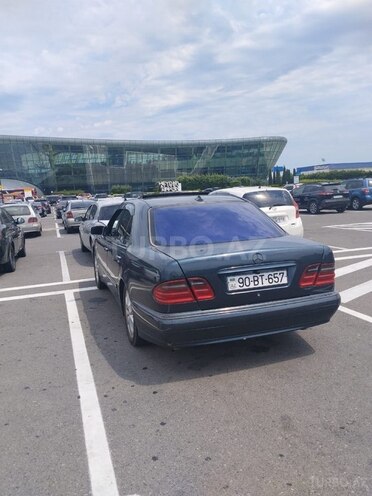 Mercedes E 230 1997, 330,000 km - 2.3 l - Mingəçevir