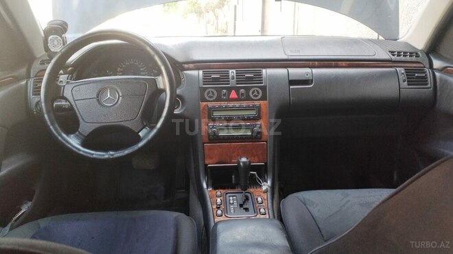 Mercedes E 220 1999, 700,000 km - 2.2 l - Bakı