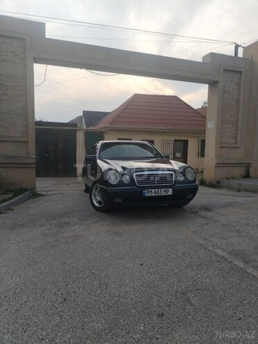 Mercedes E 220 1999, 700,000 km - 2.2 l - Bakı