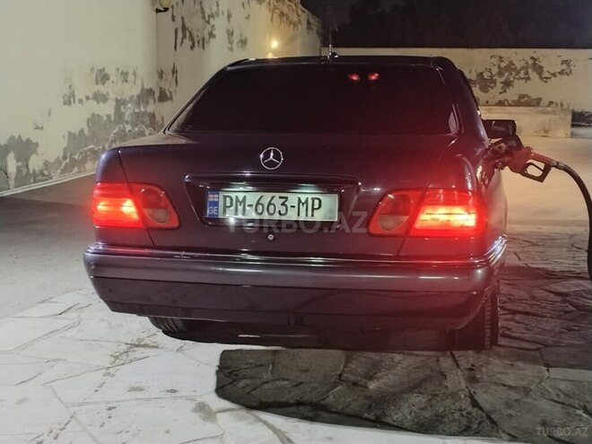 Mercedes E 220 1999, 700,000 km - 2.2 l - Bakı