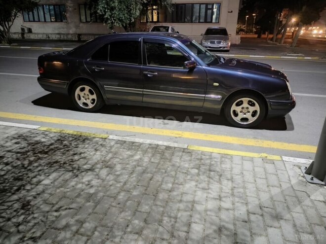 Mercedes E 220 1999, 700,000 km - 2.2 l - Bakı