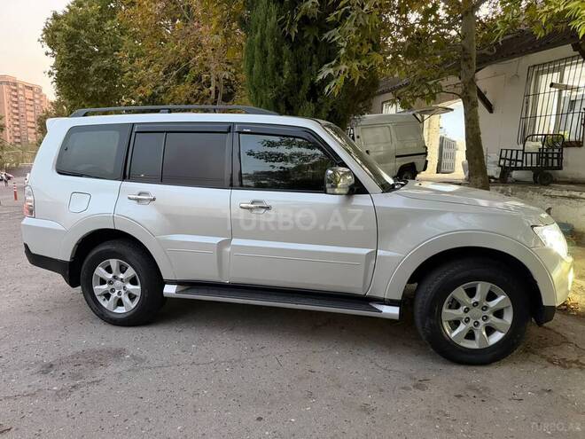 Mitsubishi Pajero 2008, 202,500 km - 3.0 l - Bakı