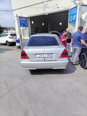 Mercedes C 180 1995, 418,532 km - 1.8 л - Gəncə