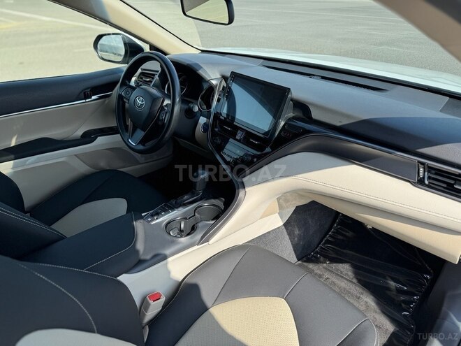 Toyota Camry 2022, 98,000 km - 2.5 л - Bakı