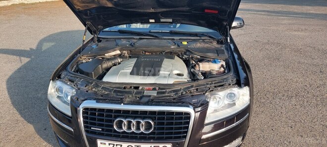 Audi A8 2008, 500,000 km - 3.0 l - Astara