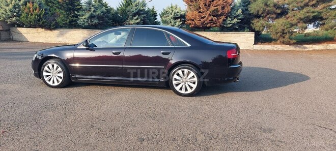 Audi A8 2008, 500,000 km - 3.0 l - Astara