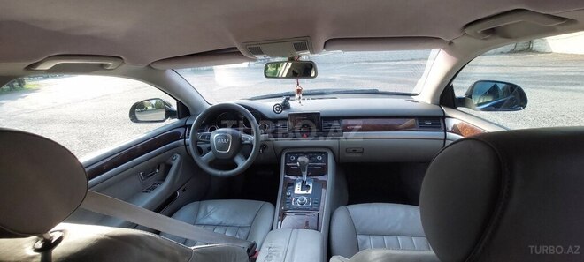 Audi A8 2008, 500,000 km - 3.0 l - Astara
