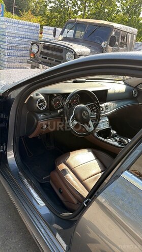 Mercedes E 220 d 2018, 320,000 km - 2.0 l - Bakı