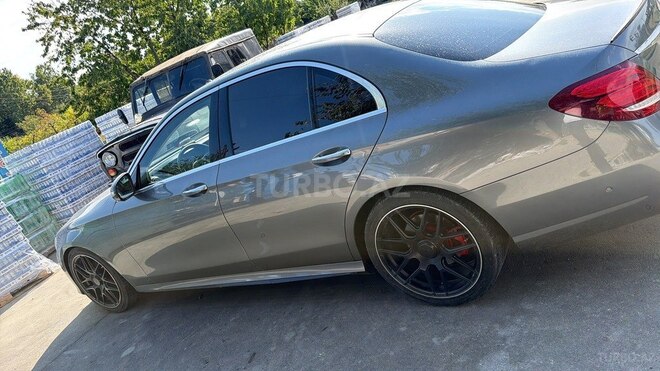 Mercedes E 220 d 2018, 320,000 km - 2.0 l - Bakı