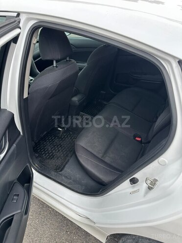 Honda Insight 2019, 257,000 km - 1.5 l - Quba