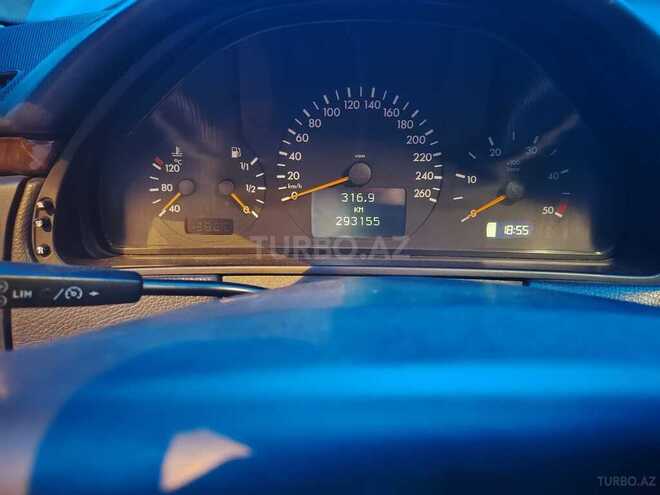 Mercedes E 270 1999, 294,000 km - 2.7 l - Sumqayıt