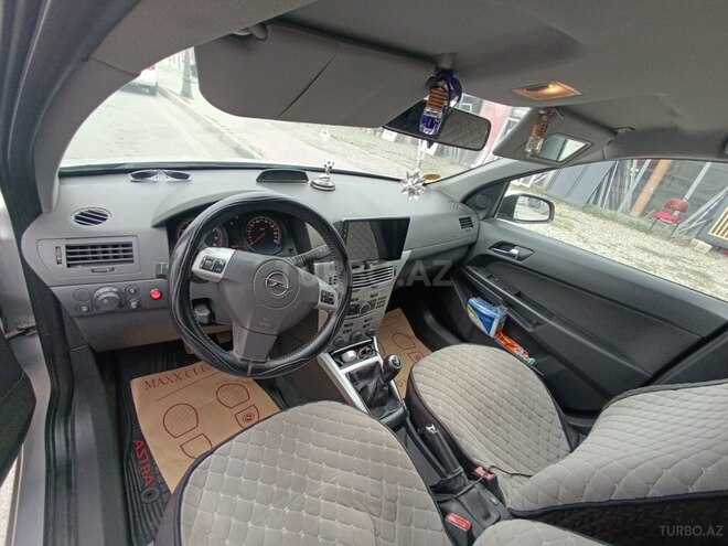 Opel Astra 2009, 250,000 km - 1.4 l - Xaçmaz