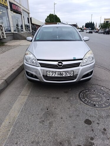 Opel Astra 2009, 250,000 km - 1.4 l - Xaçmaz