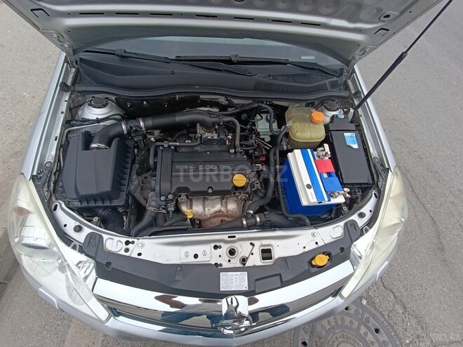 Opel Astra 2009, 250,000 km - 1.4 l - Xaçmaz