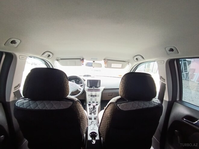 Opel Astra 2009, 250,000 km - 1.4 l - Xaçmaz