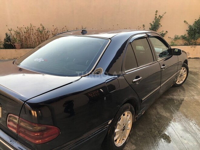 Mercedes E 270 2000, 535,000 km - 2.7 l - Şəmkir