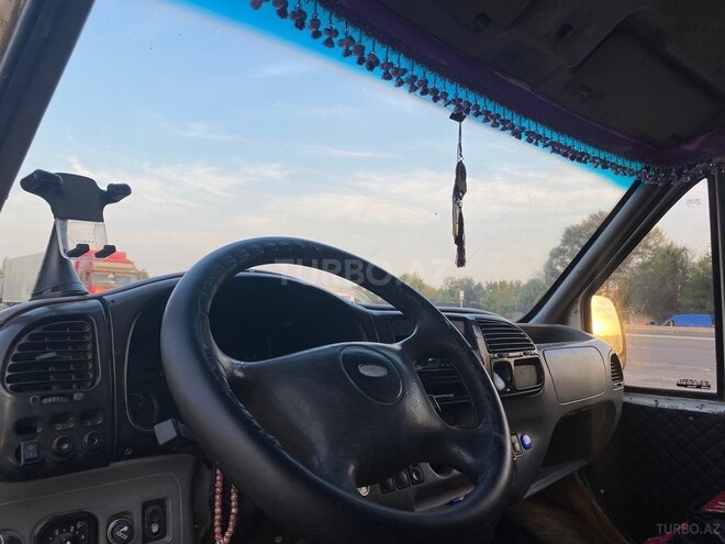 Ford Transit 1998, 200,000 km - 2.5 л - Ucar