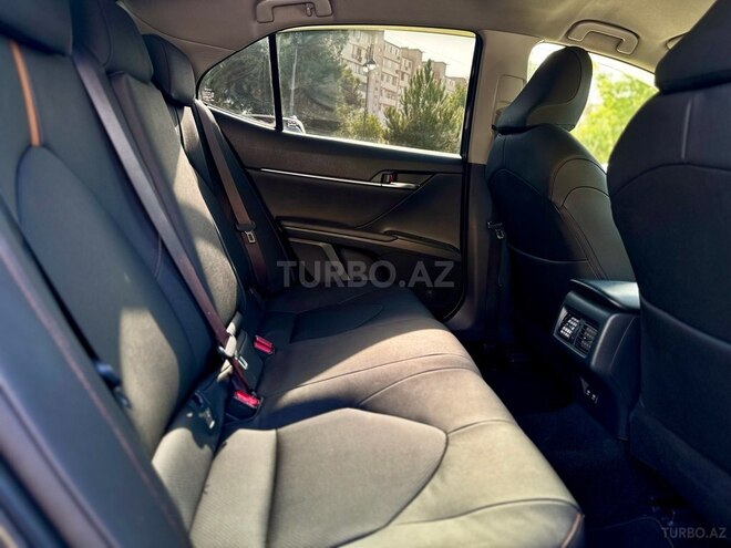 Toyota Camry 2021, 130,000 km - 2.5 л - Bakı