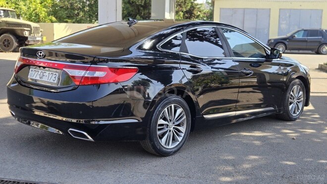 Hyundai Grandeur 2016, 230,000 km - 2.2 l - Tovuz