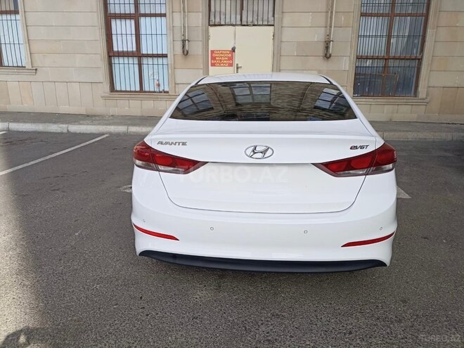 Hyundai Avante 2017, 191,000 km - 1.6 l - Bakı