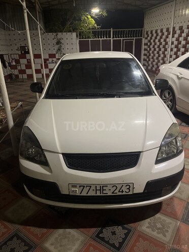 Kia Rio 2009, 230,000 km - 1.5 l - Biləsuvar