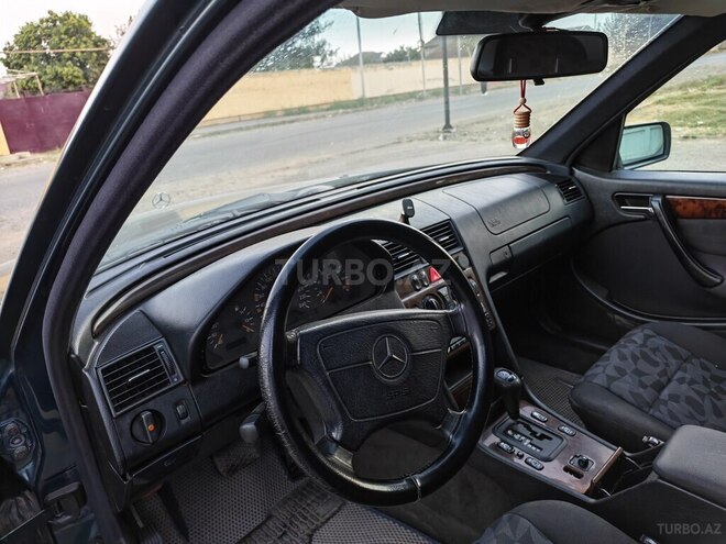 Mercedes C 200 1997, 406,900 km - 2.0 l - Biləsuvar