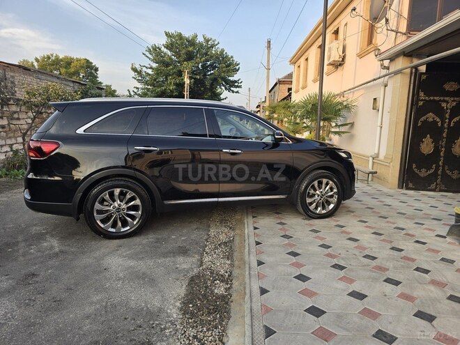 Kia Sorento 2017, 216,000 km - 2.0 l - Qazax