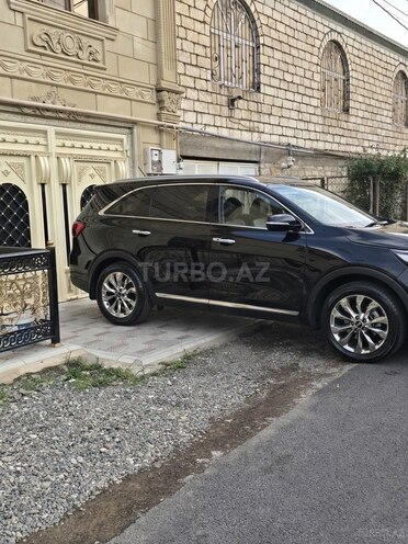 Kia Sorento 2017, 216,000 km - 2.0 l - Qazax