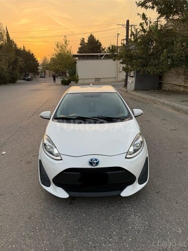 Toyota Aqua 2017, 96,000 km - 1.5 l - Bakı