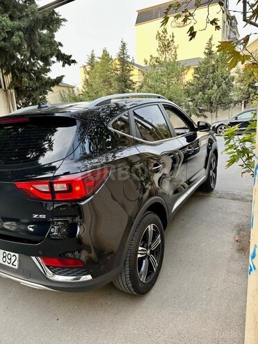 MG ZS 2022, 43,799 km - 1.5 l - Bakı