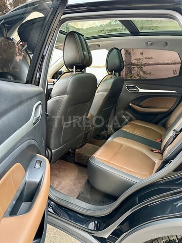 MG ZS 2022, 43,799 km - 1.5 l - Bakı