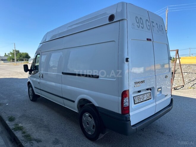 Ford Transit 2008, 177,000 km - 2.4 л - Quba