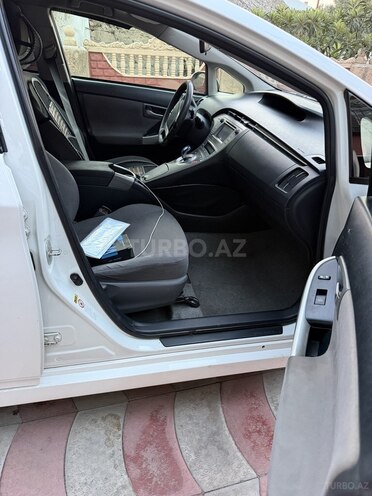 Toyota Prius 2015, 322,000 km - 1.8 l - Bakı