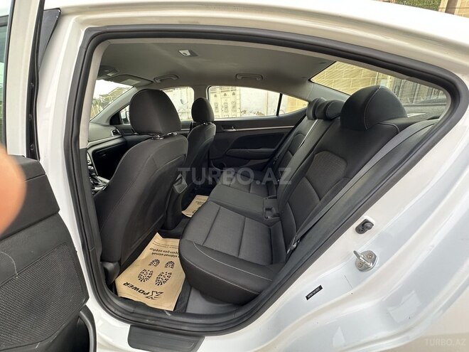 Hyundai Elantra 2017, 144,000 km - 2.0 л - Bakı