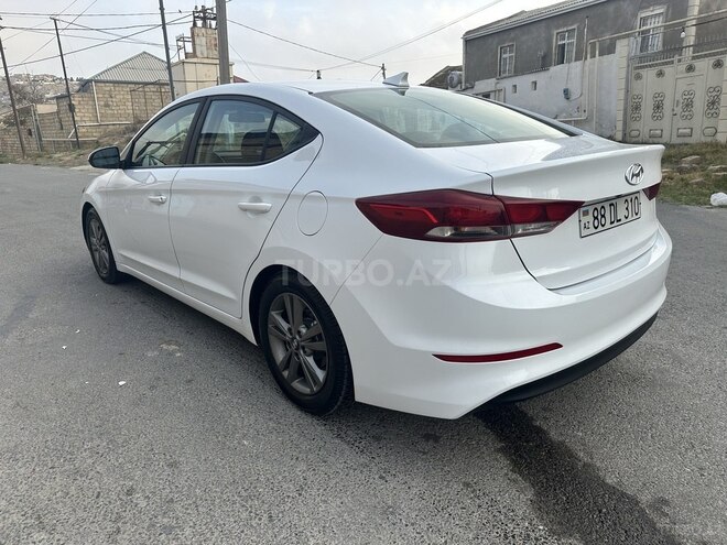Hyundai Elantra 2017, 144,000 km - 2.0 л - Bakı