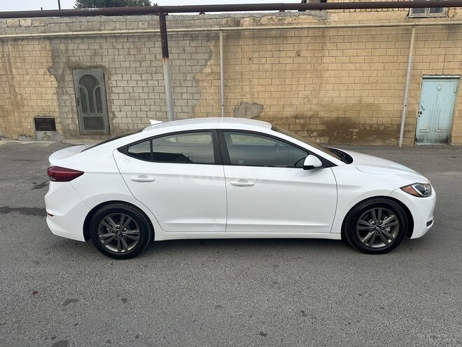 Hyundai Elantra 2017, 144,000 km - 2.0 л - Bakı