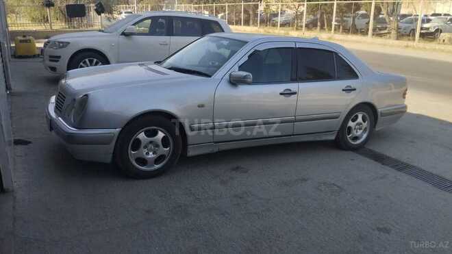Mercedes E 230 1996, 465,200 km - 2.3 l - Sumqayıt