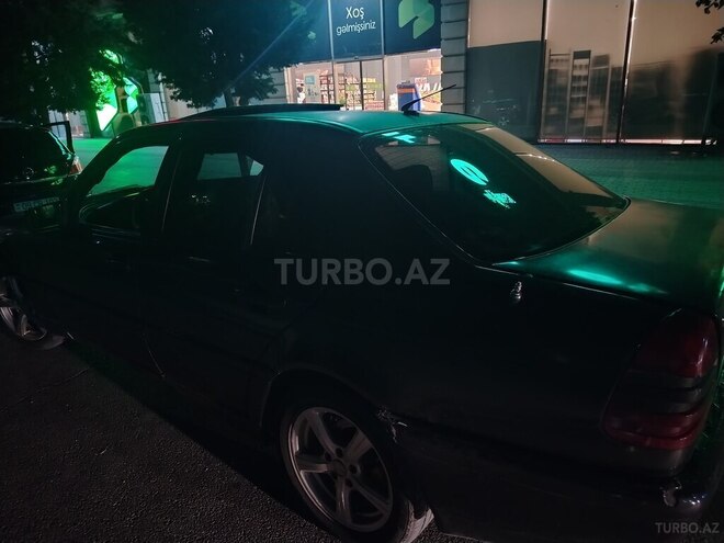 Mercedes C 220 1994, 447,000 km - 2.2 l - Yevlax