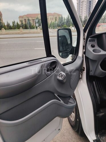 Ford Transit 2008, 176,000 km - 2.4 л - Quba